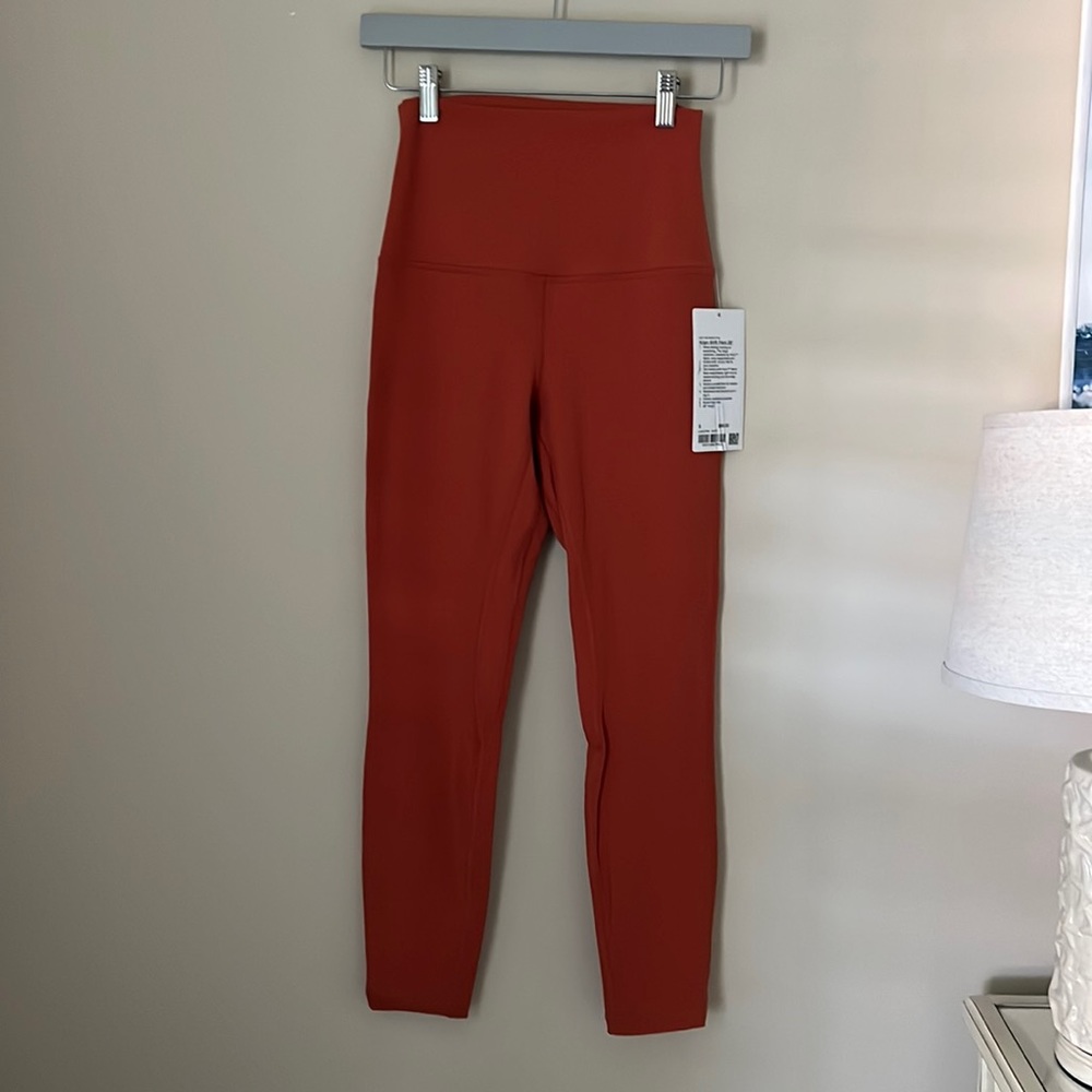 Lululemon align SHR size 6 pant 25” NWT